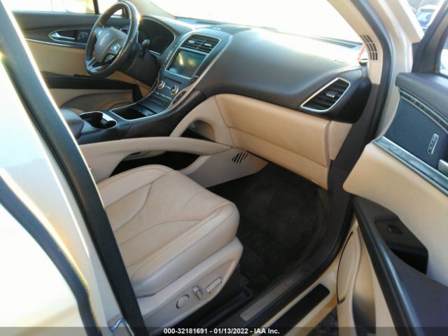 Photo 4 VIN: 2LMTJ6LR4GBL62798 - LINCOLN MKX 