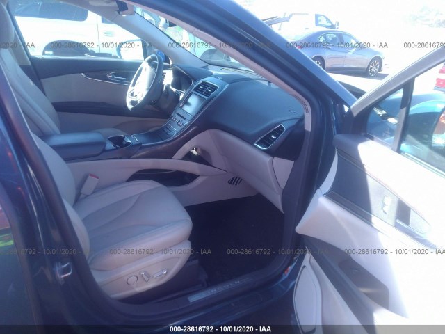 Photo 4 VIN: 2LMTJ8KR0GBL29729 - LINCOLN MKX 