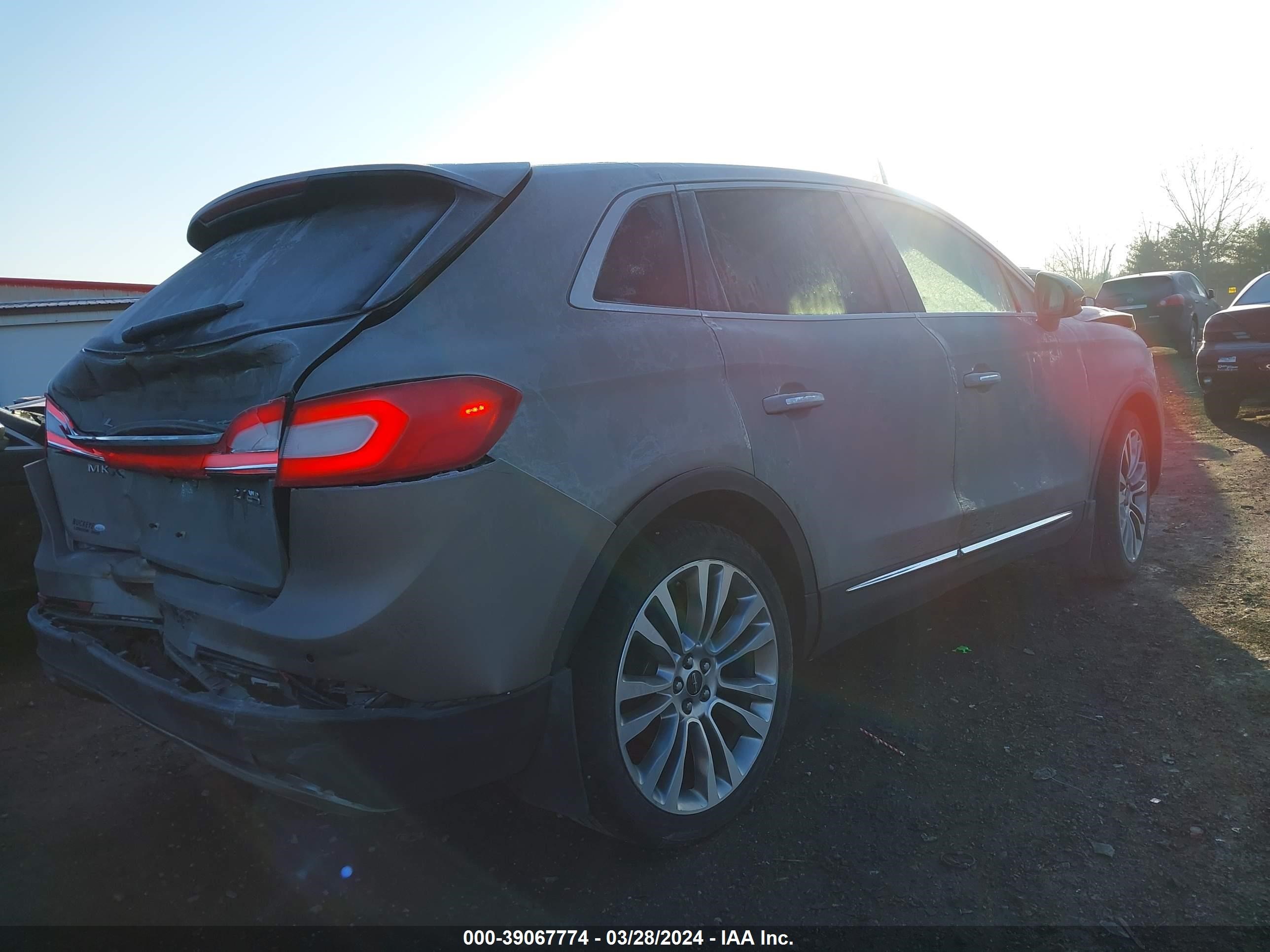 Photo 3 VIN: 2LMTJ8LP1GBL86972 - LINCOLN MKX 