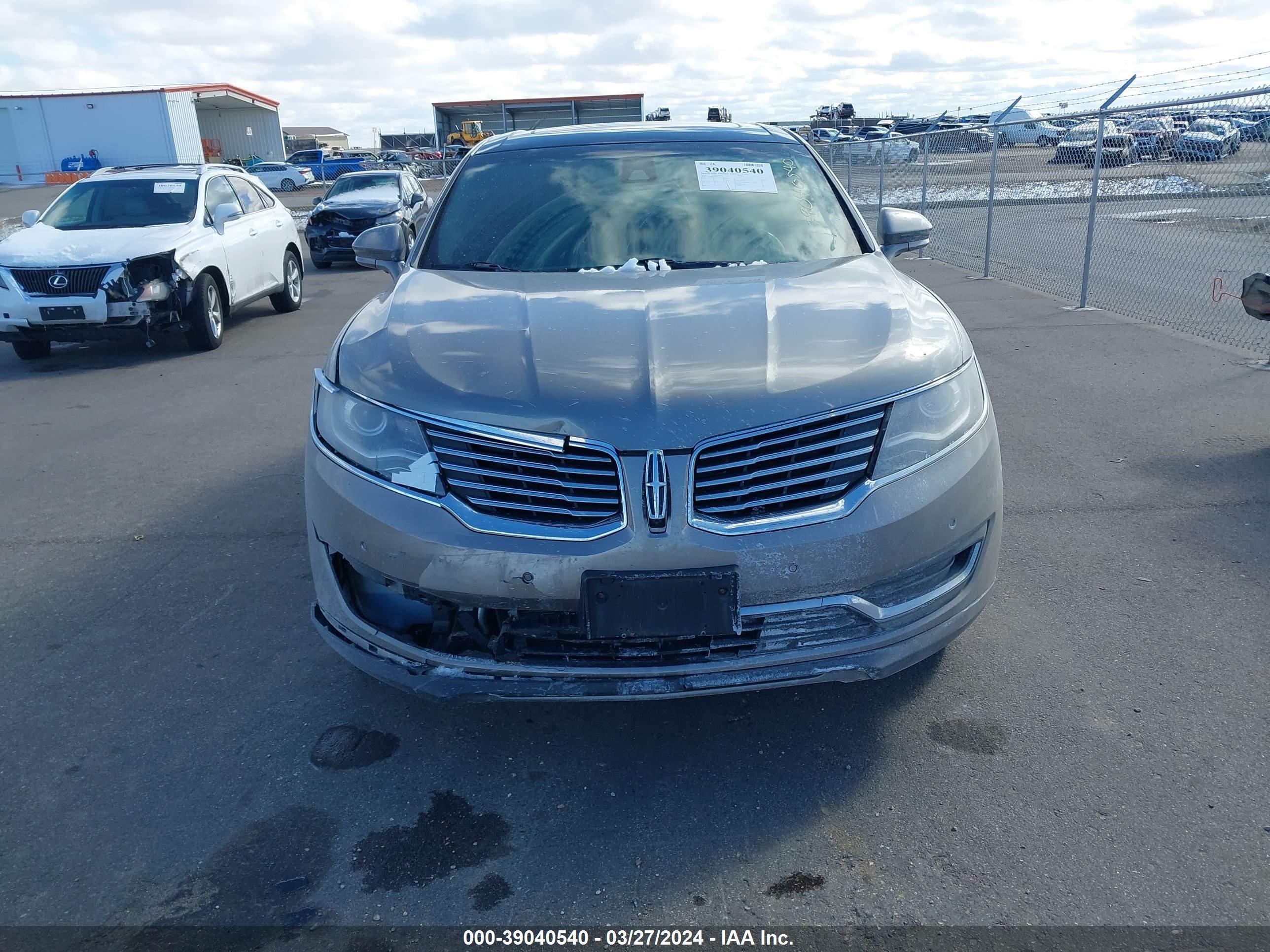 Photo 11 VIN: 2LMTJ8LR7GBL56117 - LINCOLN MKX 