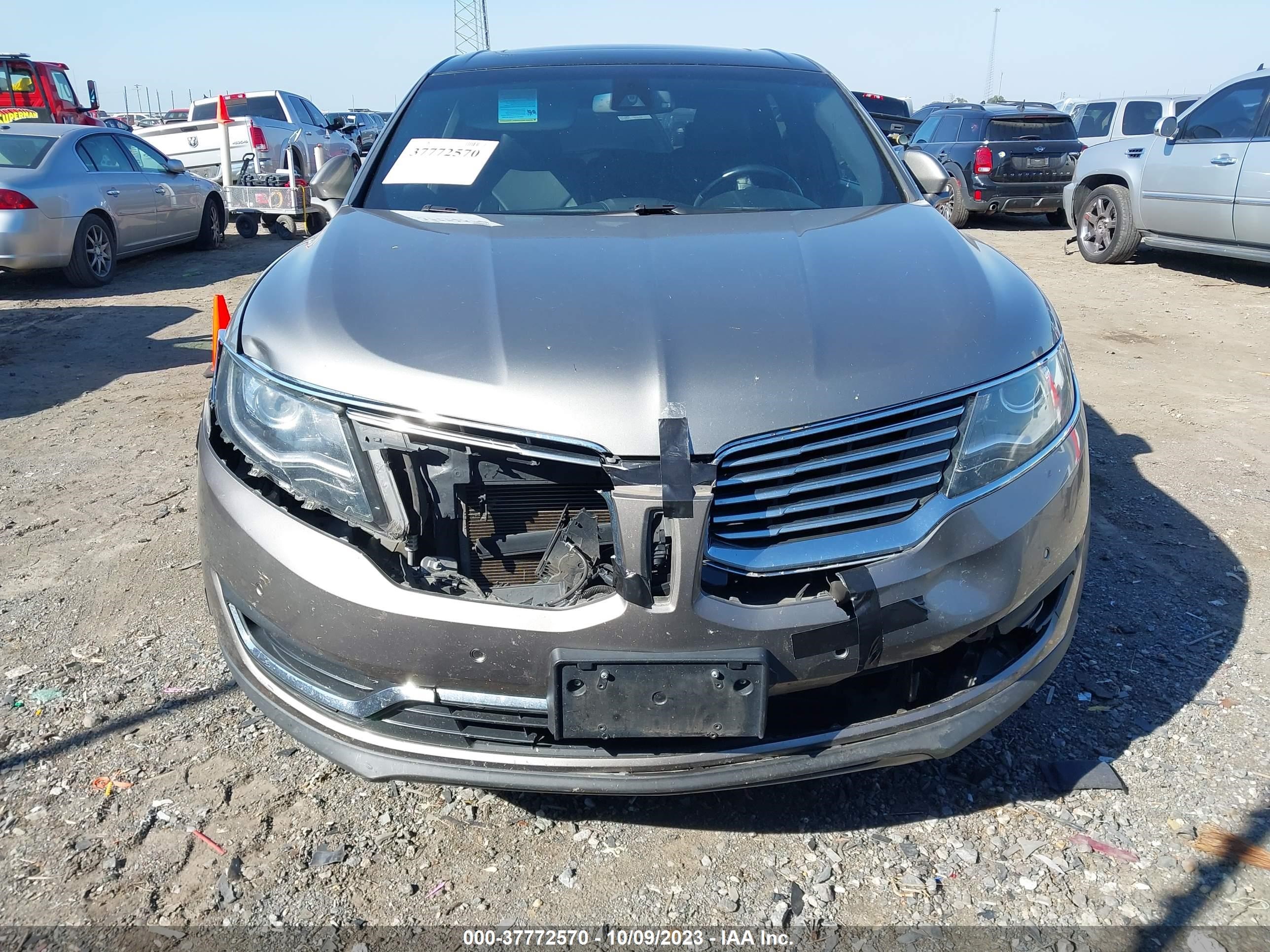 Photo 10 VIN: 2LMTJ8LRXGBL41188 - LINCOLN MKX 