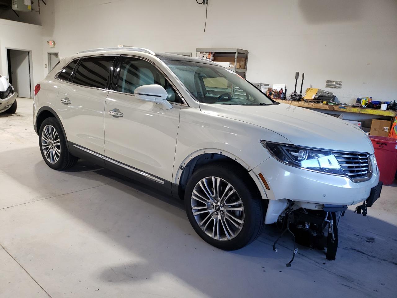 Photo 3 VIN: 2LMTJ8LRXGBL44320 - LINCOLN MKX 