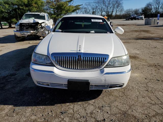 Photo 4 VIN: 2LNBL8CV0AX611327 - LINCOLN TOWN CAR S 