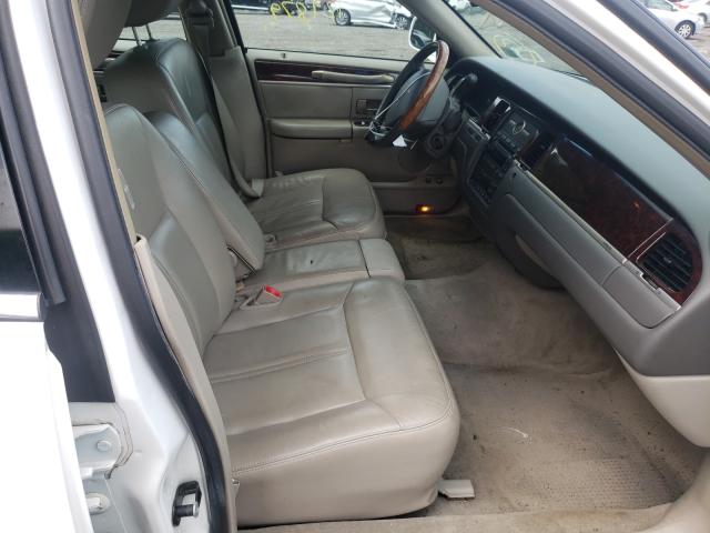 Photo 4 VIN: 2LNBL8CV0BX752061 - LINCOLN TOWN CAR S 