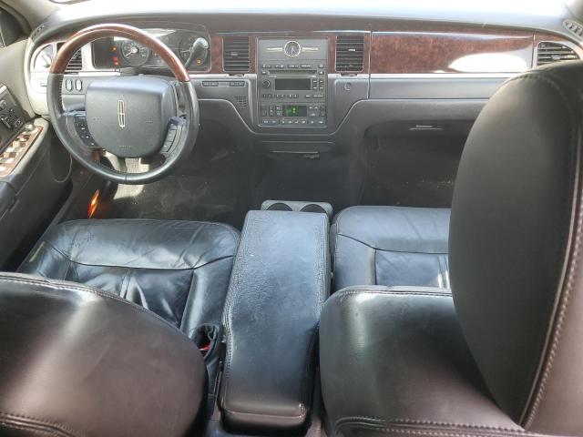 Photo 7 VIN: 2LNBL8CV0BX752173 - LINCOLN TOWN CAR S 