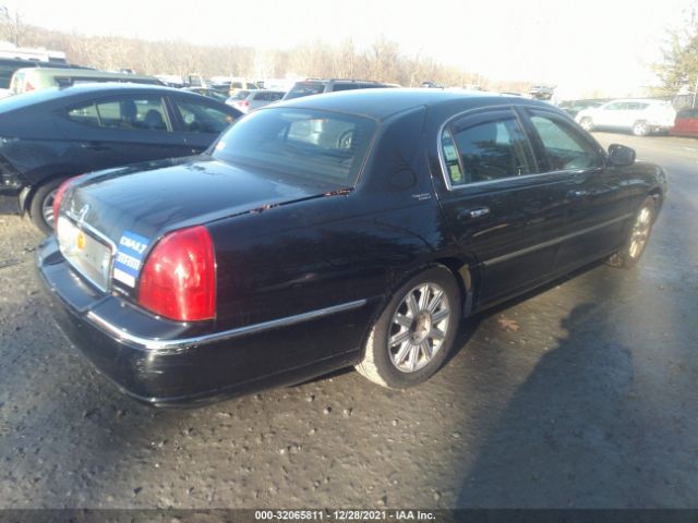 Photo 3 VIN: 2LNBL8CV0BX753243 - LINCOLN TOWN CAR 