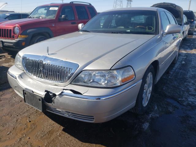 Photo 1 VIN: 2LNBL8CV0BX753890 - LINCOLN TOWN CAR S 