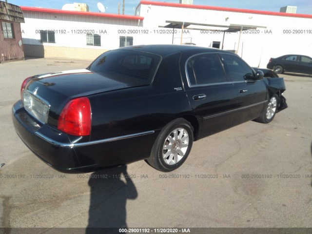 Photo 3 VIN: 2LNBL8CV0BX757230 - LINCOLN TOWN CAR 