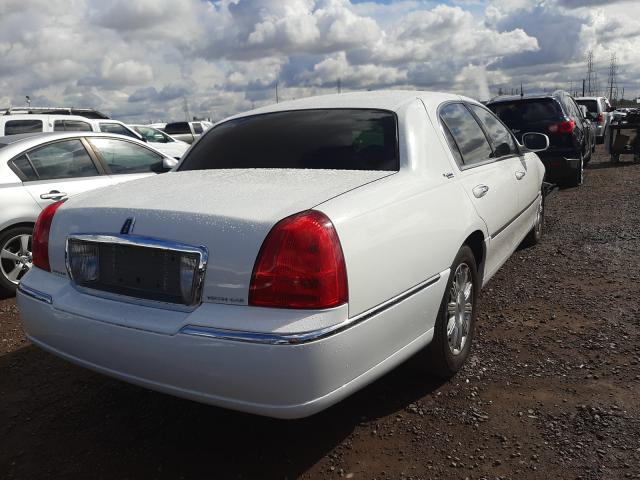 Photo 3 VIN: 2LNBL8CV0BX759236 - LINCOLN TOWN CAR S 