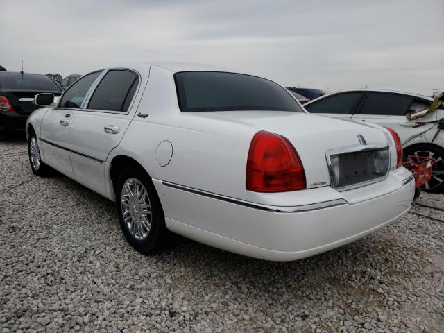 Photo 2 VIN: 2LNBL8CV1AX623101 - LINCOLN TOWN CAR S 