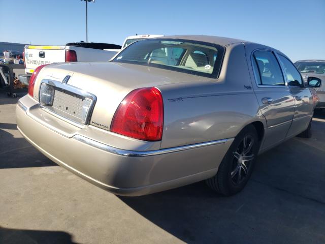 Photo 3 VIN: 2LNBL8CV1BX752778 - LINCOLN TOWN CAR S 