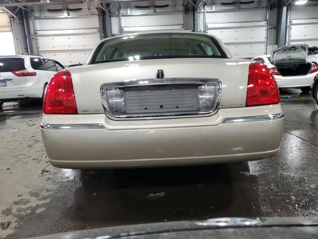 Photo 5 VIN: 2LNBL8CV1BX753574 - LINCOLN TOWNCAR 