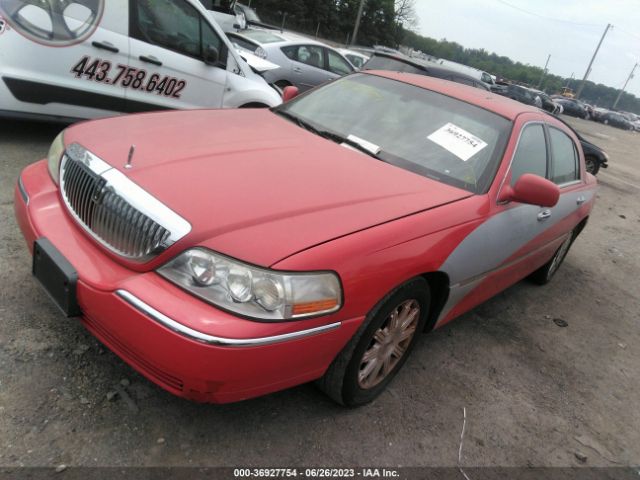 Photo 1 VIN: 2LNBL8CV1BX764834 - LINCOLN TOWN CAR 