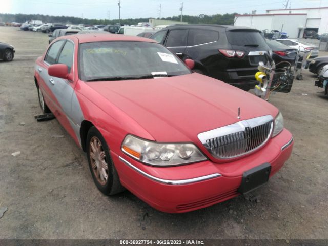 Photo 5 VIN: 2LNBL8CV1BX764834 - LINCOLN TOWN CAR 