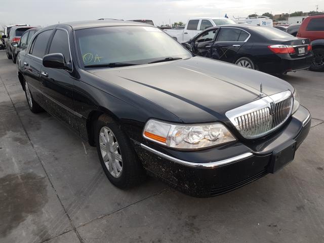 Photo 0 VIN: 2LNBL8CV1BX764932 - LINCOLN TOWN CAR S 