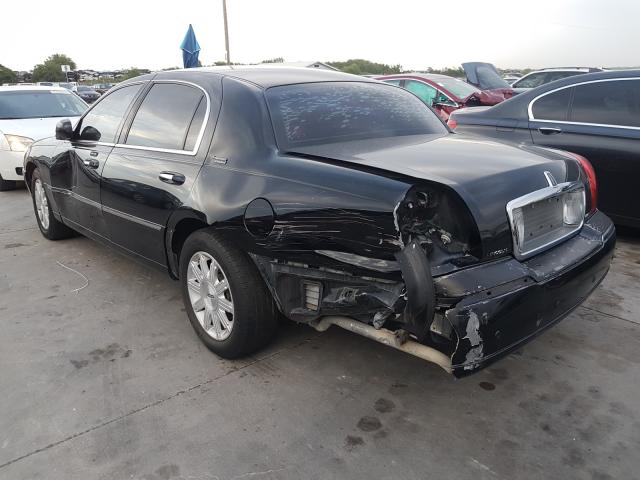 Photo 2 VIN: 2LNBL8CV1BX764932 - LINCOLN TOWN CAR S 