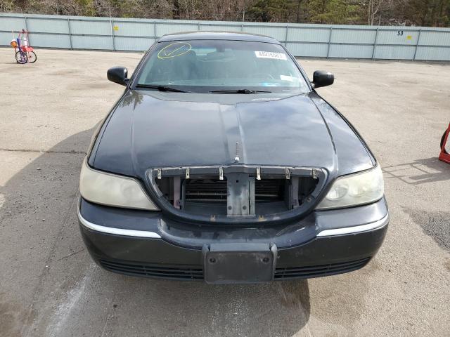 Photo 4 VIN: 2LNBL8CV1BX765997 - LINCOLN TOWN CAR S 