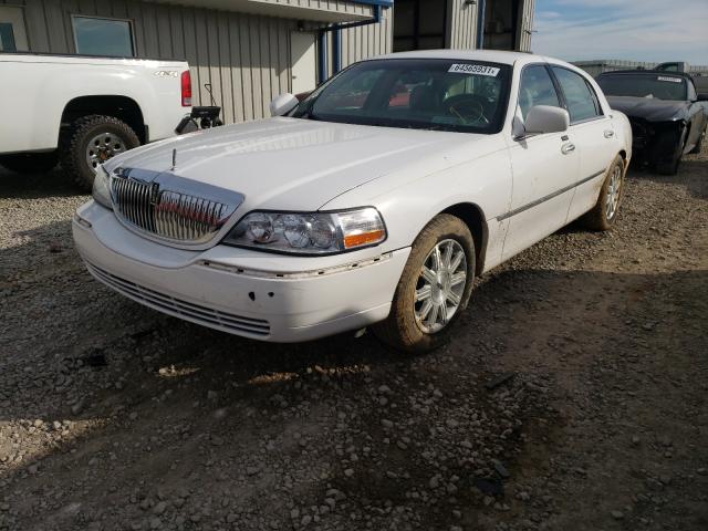 Photo 1 VIN: 2LNBL8CV2AX618831 - LINCOLN TOWN CAR S 