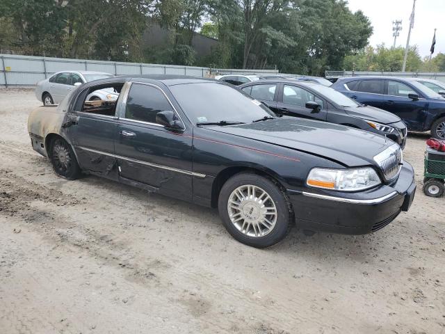 Photo 3 VIN: 2LNBL8CV2AX624502 - LINCOLN TOWN CAR S 