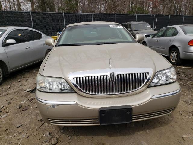 Photo 4 VIN: 2LNBL8CV2BX752529 - LINCOLN TOWN CAR S 