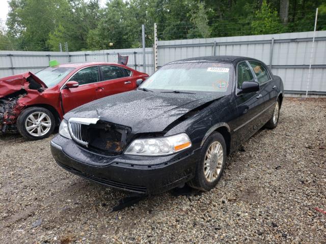 Photo 1 VIN: 2LNBL8CV2BX762123 - LINCOLN TOWN CAR S 