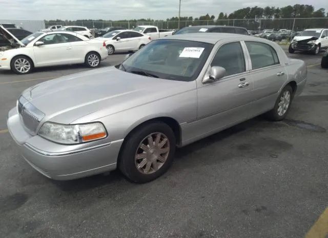 Photo 1 VIN: 2LNBL8CV2BX765202 - LINCOLN TOWN CAR 