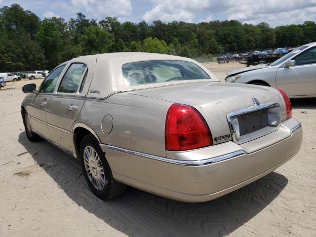 Photo 2 VIN: 2LNBL8CV3AX605845 - LINCOLN TOWN CAR S 