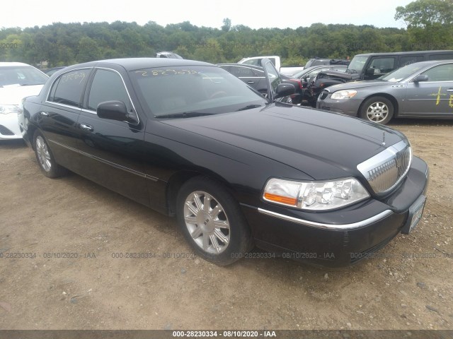 Photo 0 VIN: 2LNBL8CV3AX613279 - LINCOLN TOWN CAR 