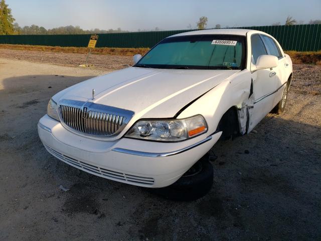 Photo 1 VIN: 2LNBL8CV3BX751907 - LINCOLN TOWN CAR S 