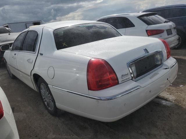 Photo 1 VIN: 2LNBL8CV3BX752376 - LINCOLN TOWN CAR S 