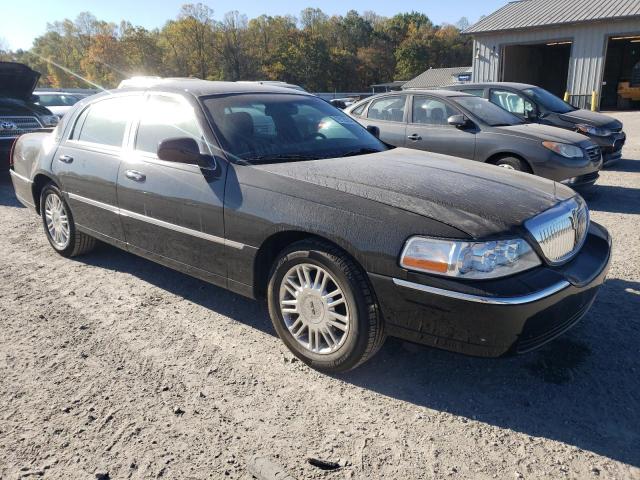 Photo 3 VIN: 2LNBL8CV3BX757402 - LINCOLN TOWN CAR S 