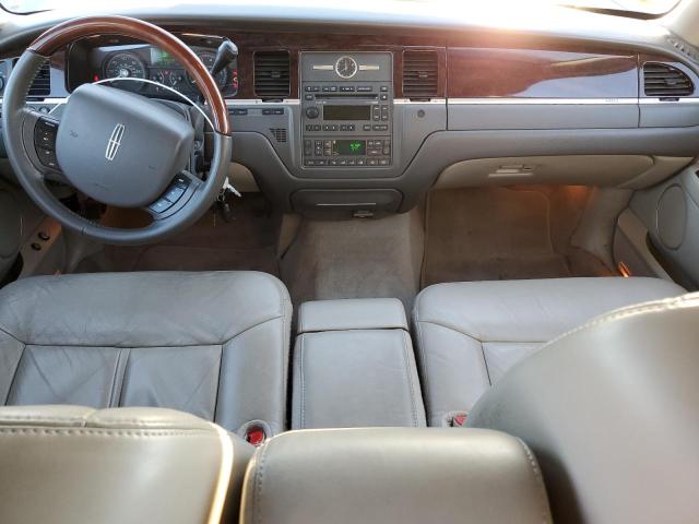 Photo 7 VIN: 2LNBL8CV4BX756758 - LINCOLN TOWN CAR S 