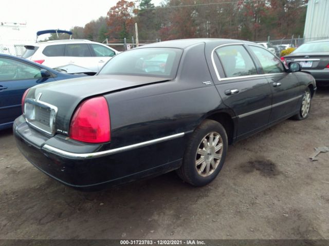 Photo 3 VIN: 2LNBL8CV4BX757358 - LINCOLN TOWN CAR 