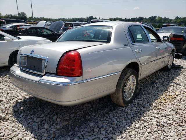 Photo 3 VIN: 2LNBL8CV4BX764665 - LINCOLN TOWN CAR S 