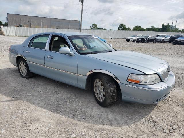 Photo 3 VIN: 2LNBL8CV5AX611260 - LINCOLN TOWNCAR 