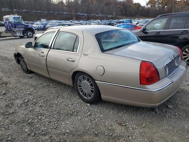 Photo 1 VIN: 2LNBL8CV5AX612571 - LINCOLN TOWN CAR S 