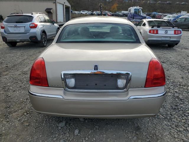 Photo 5 VIN: 2LNBL8CV5AX612571 - LINCOLN TOWN CAR S 