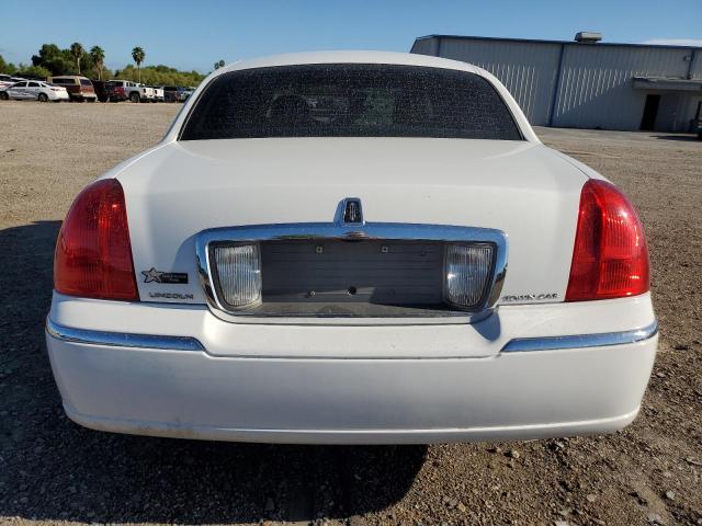 Photo 5 VIN: 2LNBL8CV5AX623473 - LINCOLN TOWN CAR S 