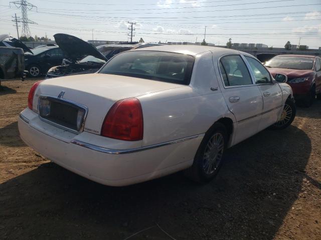 Photo 2 VIN: 2LNBL8CV5AX751521 - LINCOLN TOWN CAR S 