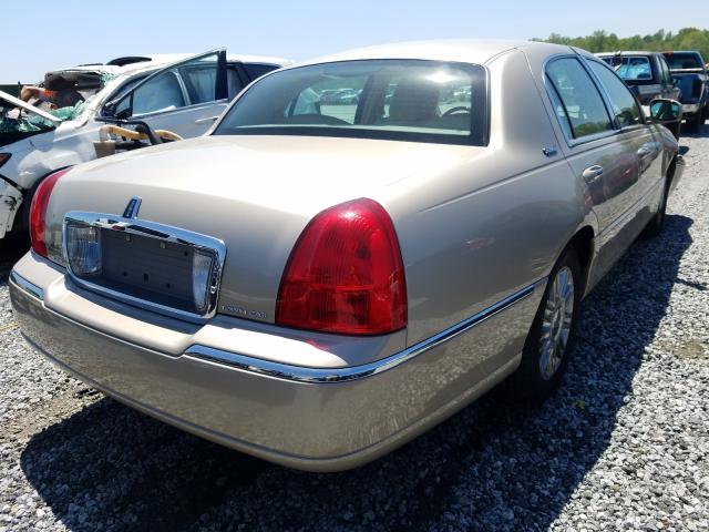 Photo 3 VIN: 2LNBL8CV5BX751343 - LINCOLN TOWN CAR S 