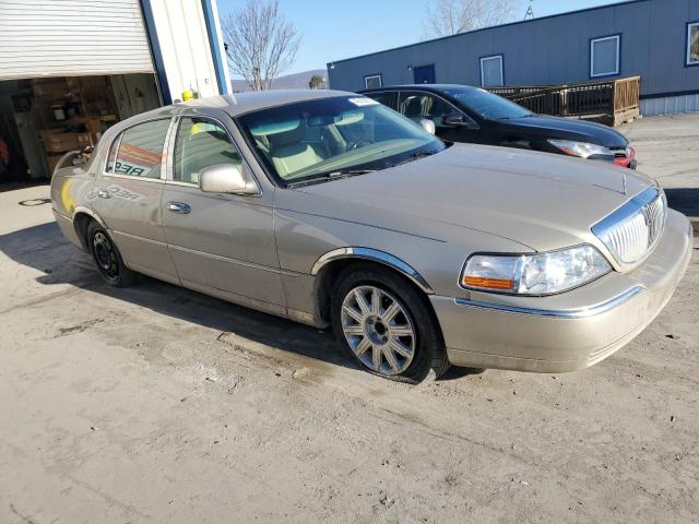 Photo 3 VIN: 2LNBL8CV5BX755165 - LINCOLN TOWN CAR S 