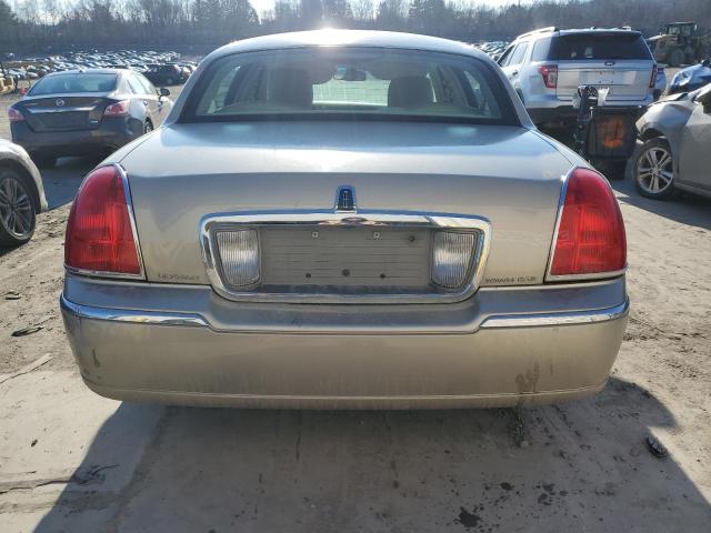 Photo 5 VIN: 2LNBL8CV5BX755165 - LINCOLN TOWN CAR S 