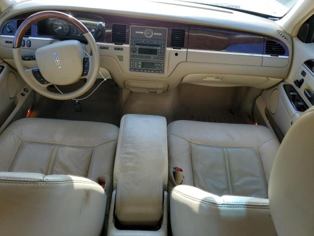 Photo 7 VIN: 2LNBL8CV5BX755165 - LINCOLN TOWN CAR S 