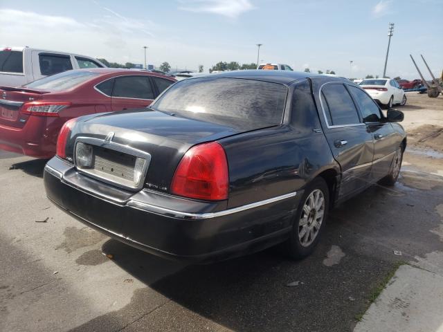 Photo 3 VIN: 2LNBL8CV5BX755764 - LINCOLN TOWN CAR S 