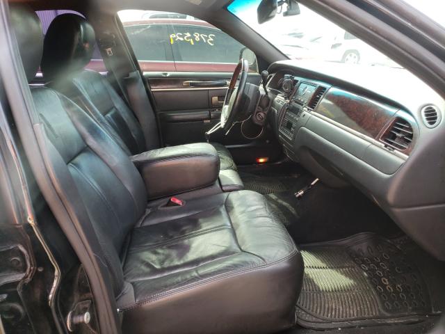 Photo 4 VIN: 2LNBL8CV5BX755764 - LINCOLN TOWN CAR S 