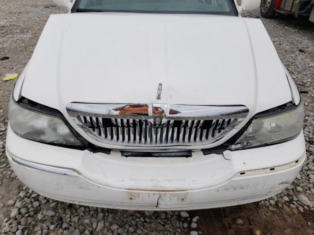 Photo 10 VIN: 2LNBL8CV5BX761158 - LINCOLN TOWN CAR S 