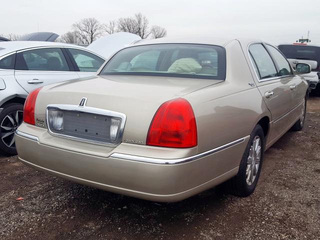 Photo 3 VIN: 2LNBL8CV5BX762066 - LINCOLN TOWN CAR S 