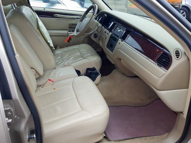 Photo 4 VIN: 2LNBL8CV5BX762066 - LINCOLN TOWN CAR S 