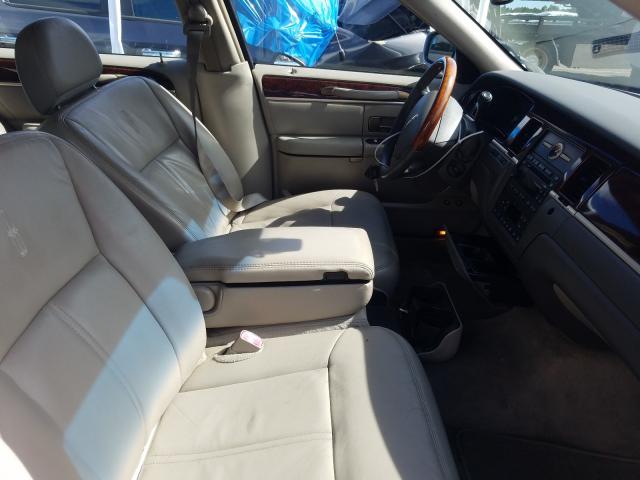 Photo 4 VIN: 2LNBL8CV6AX619111 - LINCOLN TOWN CAR S 