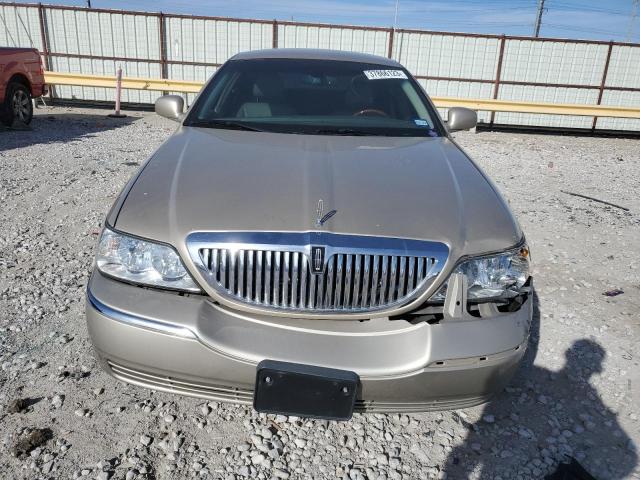 Photo 4 VIN: 2LNBL8CV6AX631145 - LINCOLN TOWN CAR S 